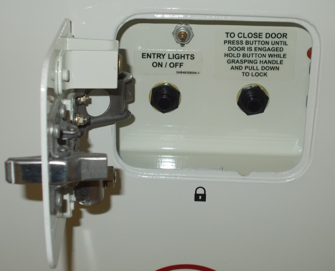 door_ext_switch